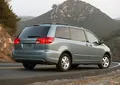 Toyota Sienna II