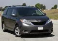 Toyota Sienna III