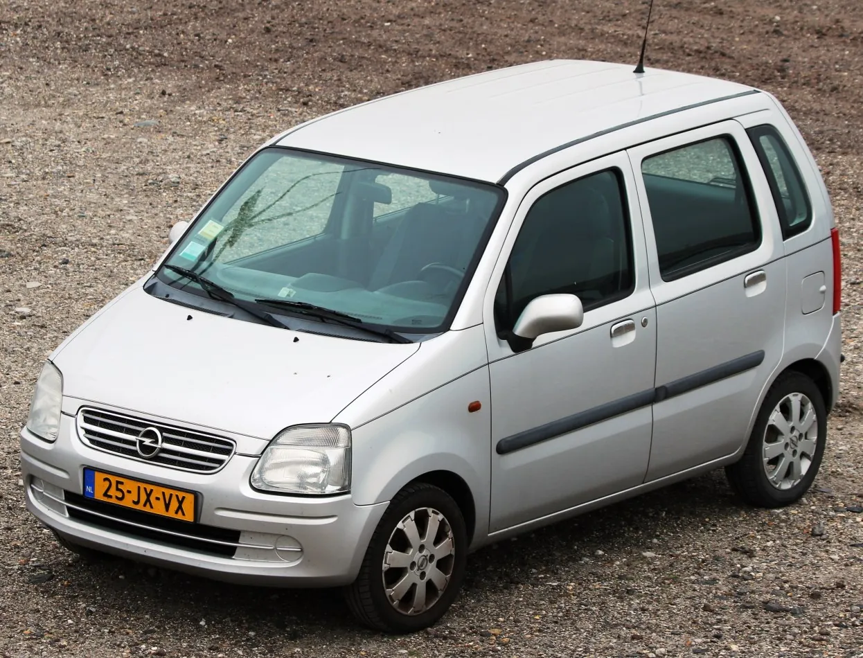 Opel Agila I
