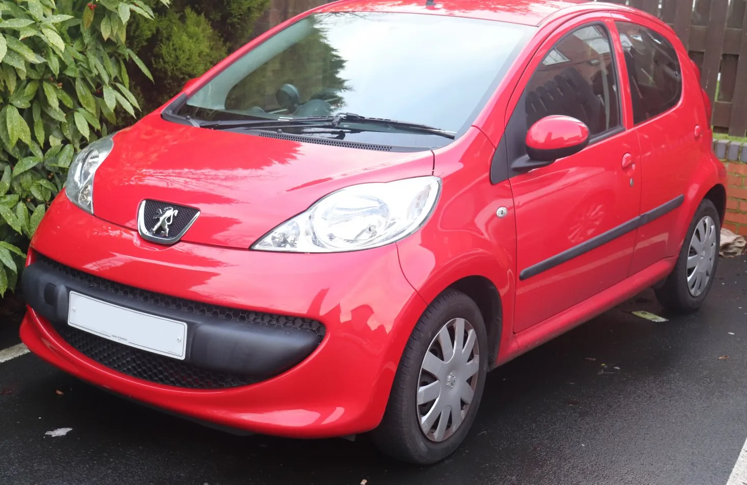 Peugeot 107 (Phase I, 2005) 5-door