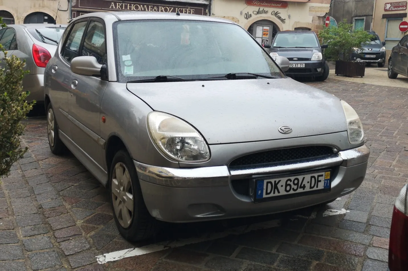 Daihatsu Sirion (M1)
