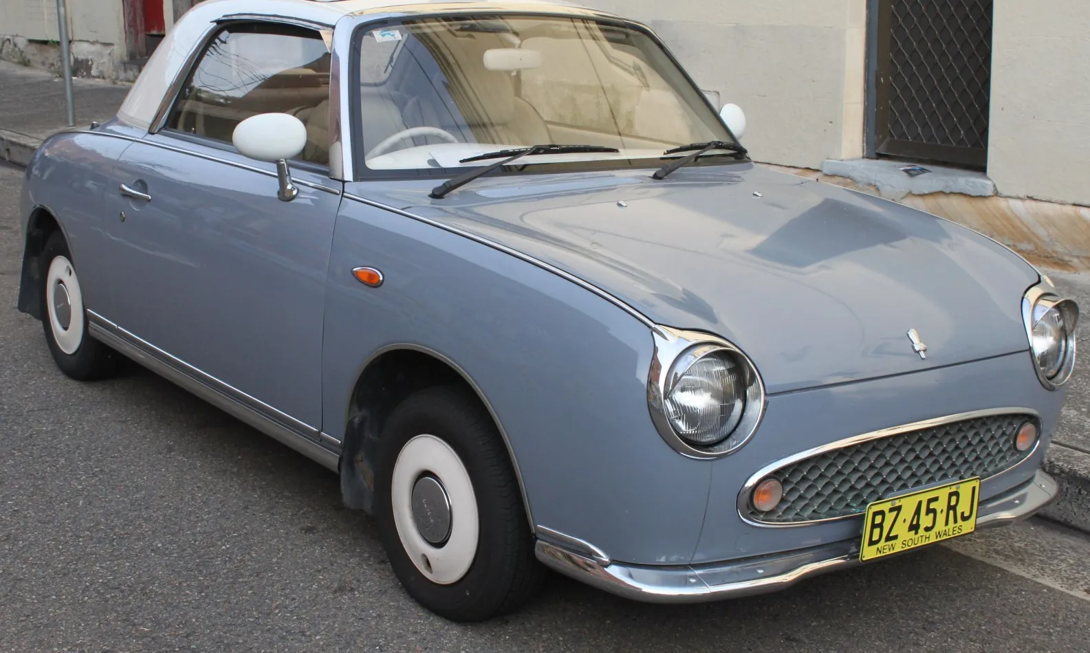 Nissan Figaro