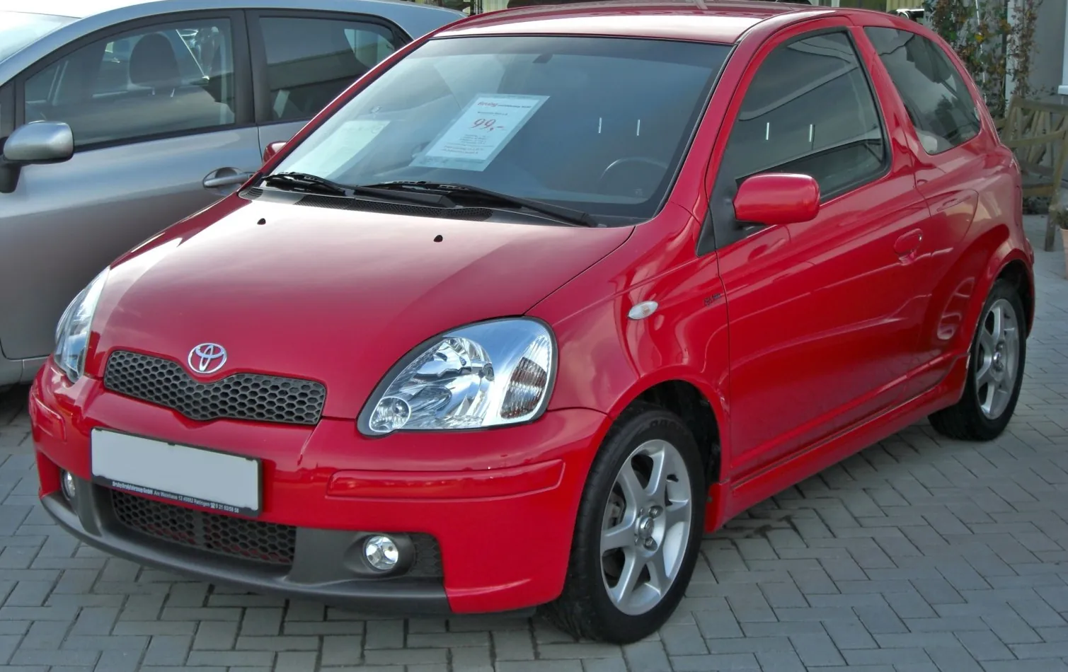 Toyota Yaris I (facelift 2003) 3-door