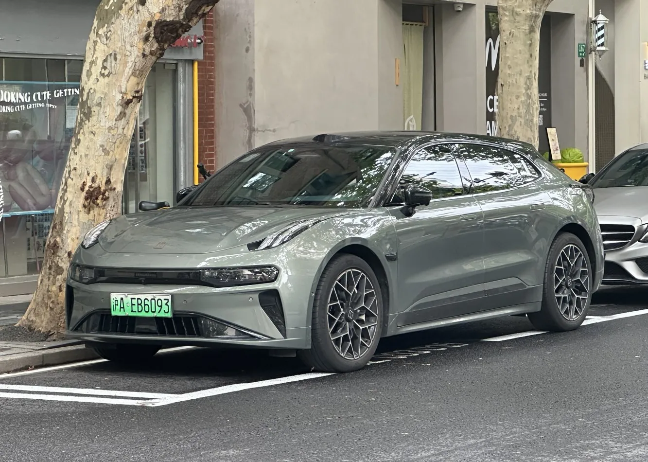Zeekr 001 (facelift 2024)