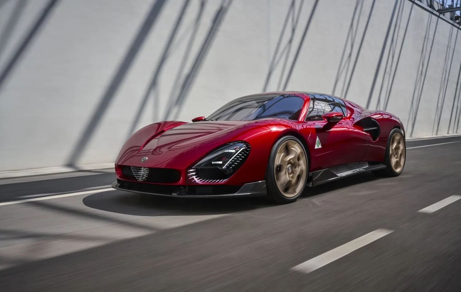 Alfa Romeo 33 Stradale (2023)