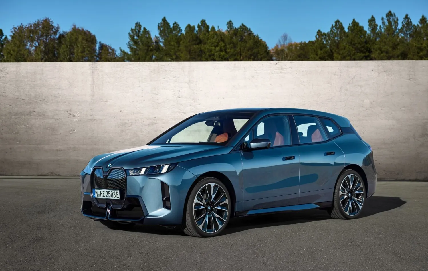 BMW iX (i20 LCI, facelift 2025)
