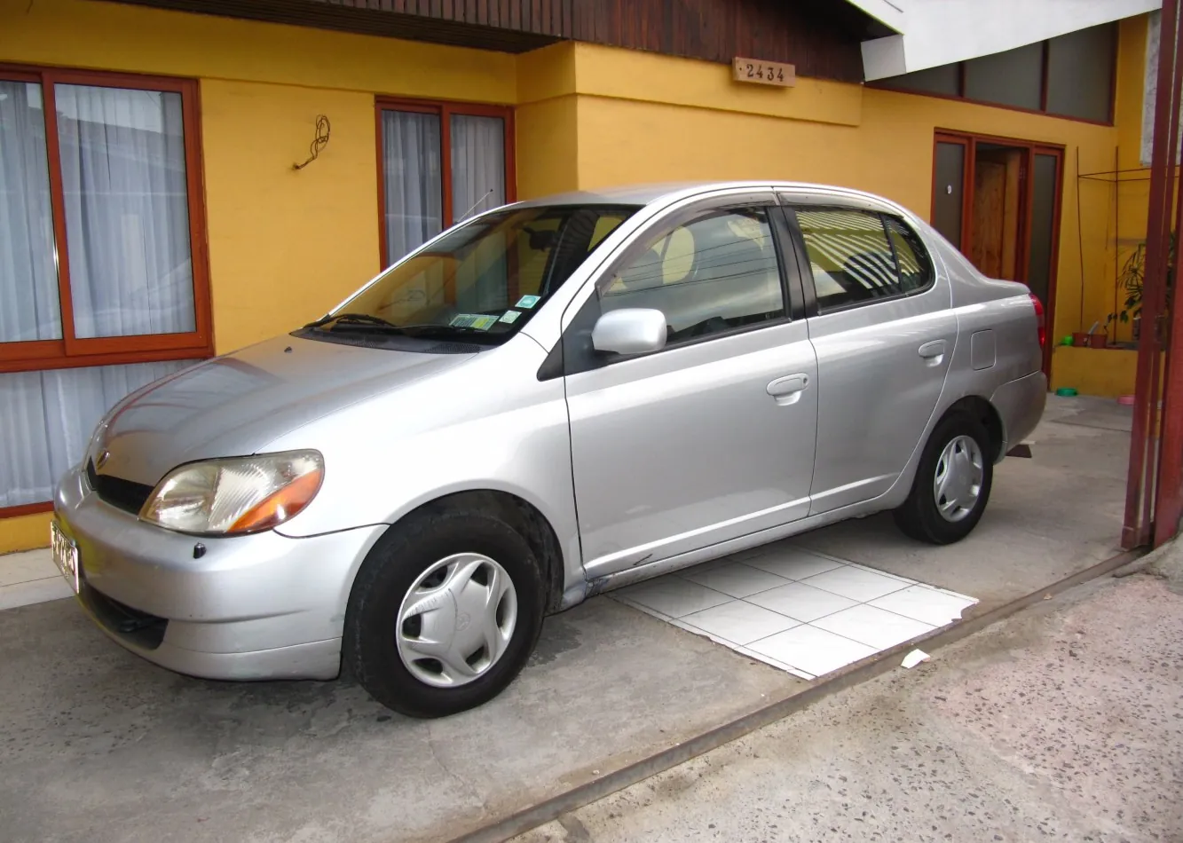 Toyota Platz