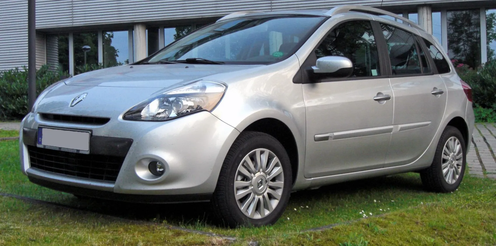 Renault Clio III Sport Tourer (Phase II, 2009)