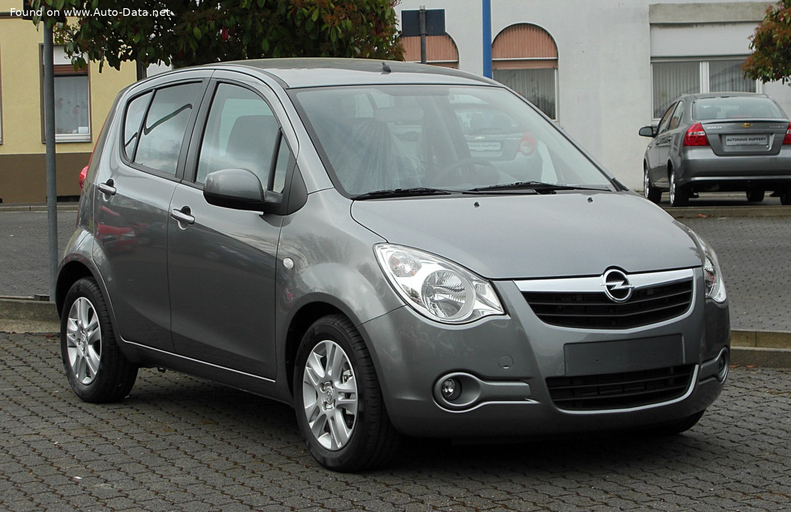 Opel Agila II
