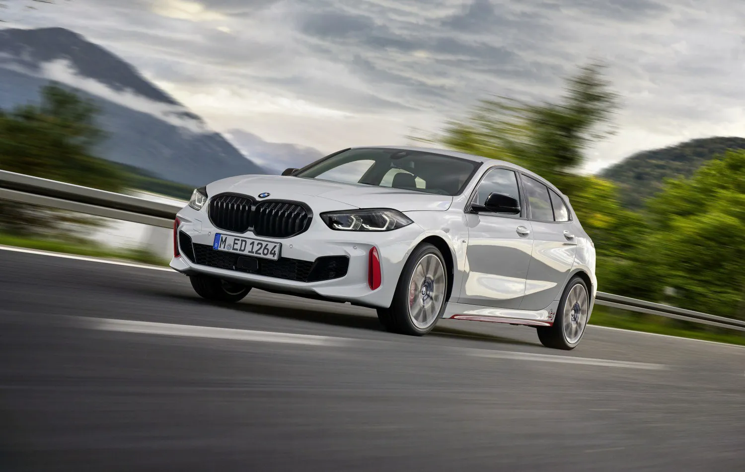 BMW 1 Series Hatchback (F40)