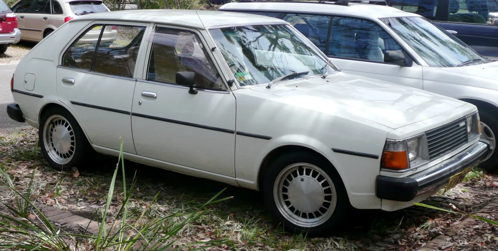 Mazda 323 I (FA)