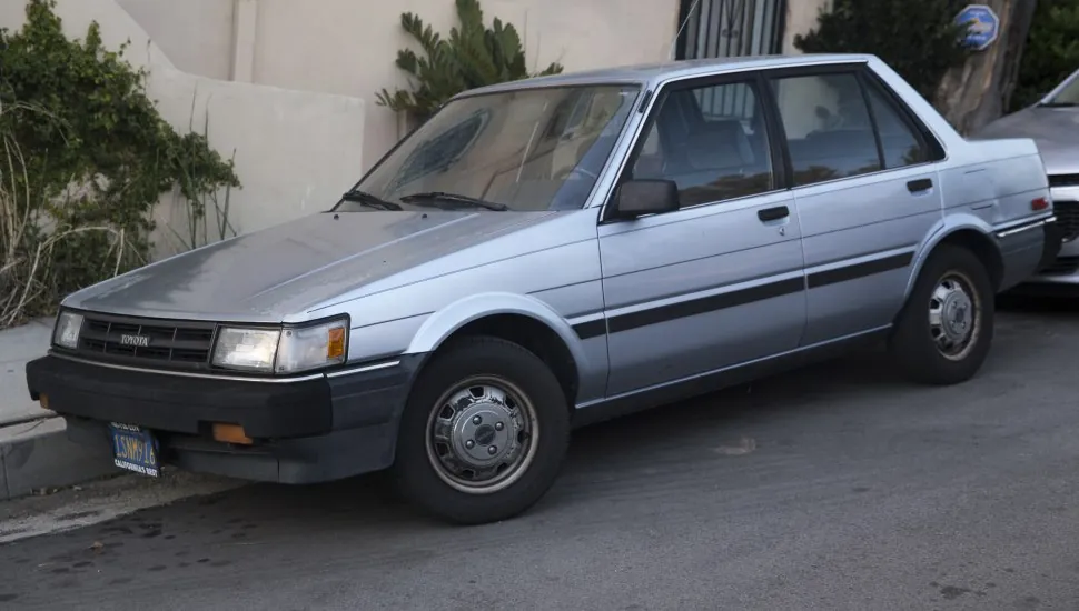Toyota Corolla V (E80)