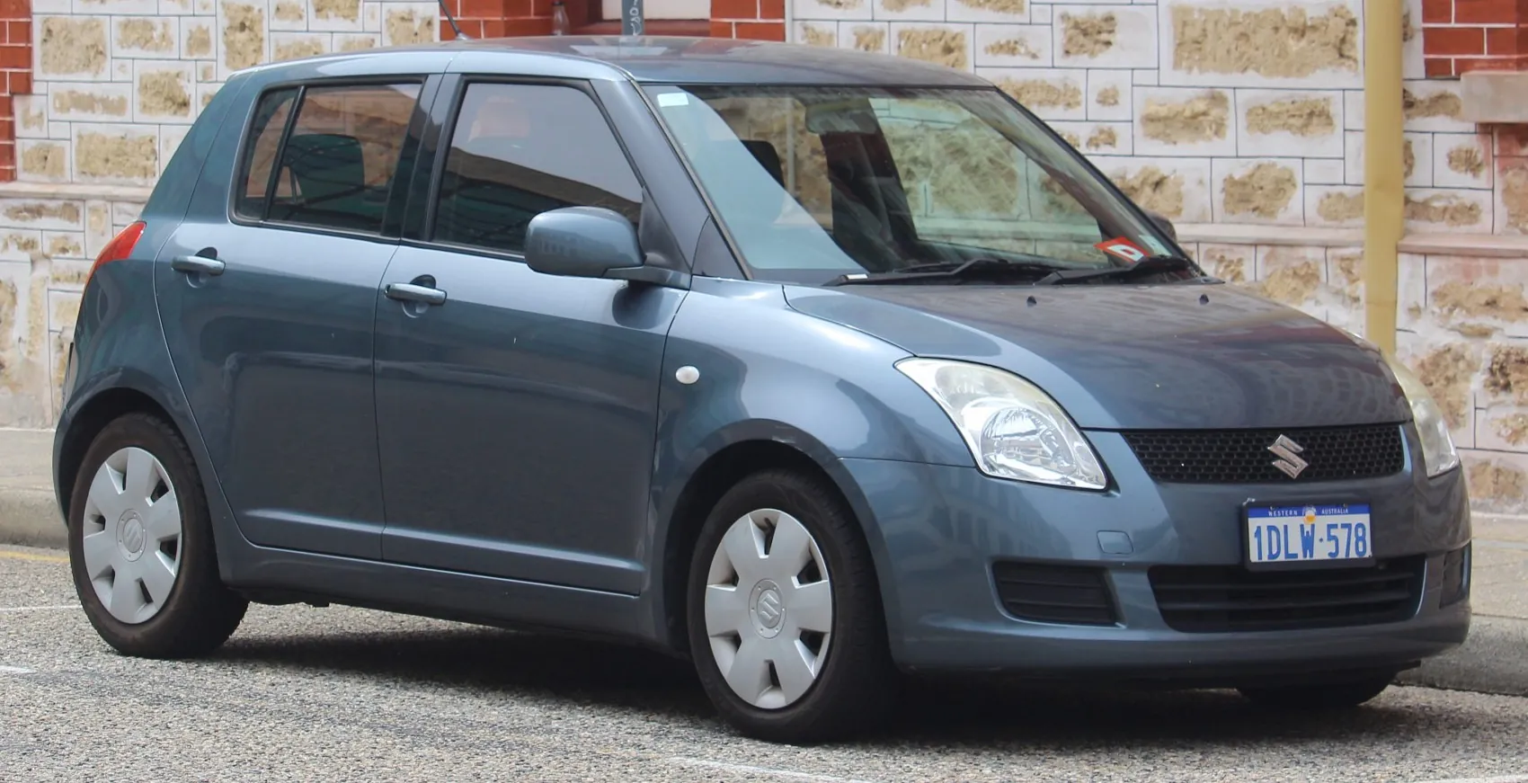 Suzuki Swift IV