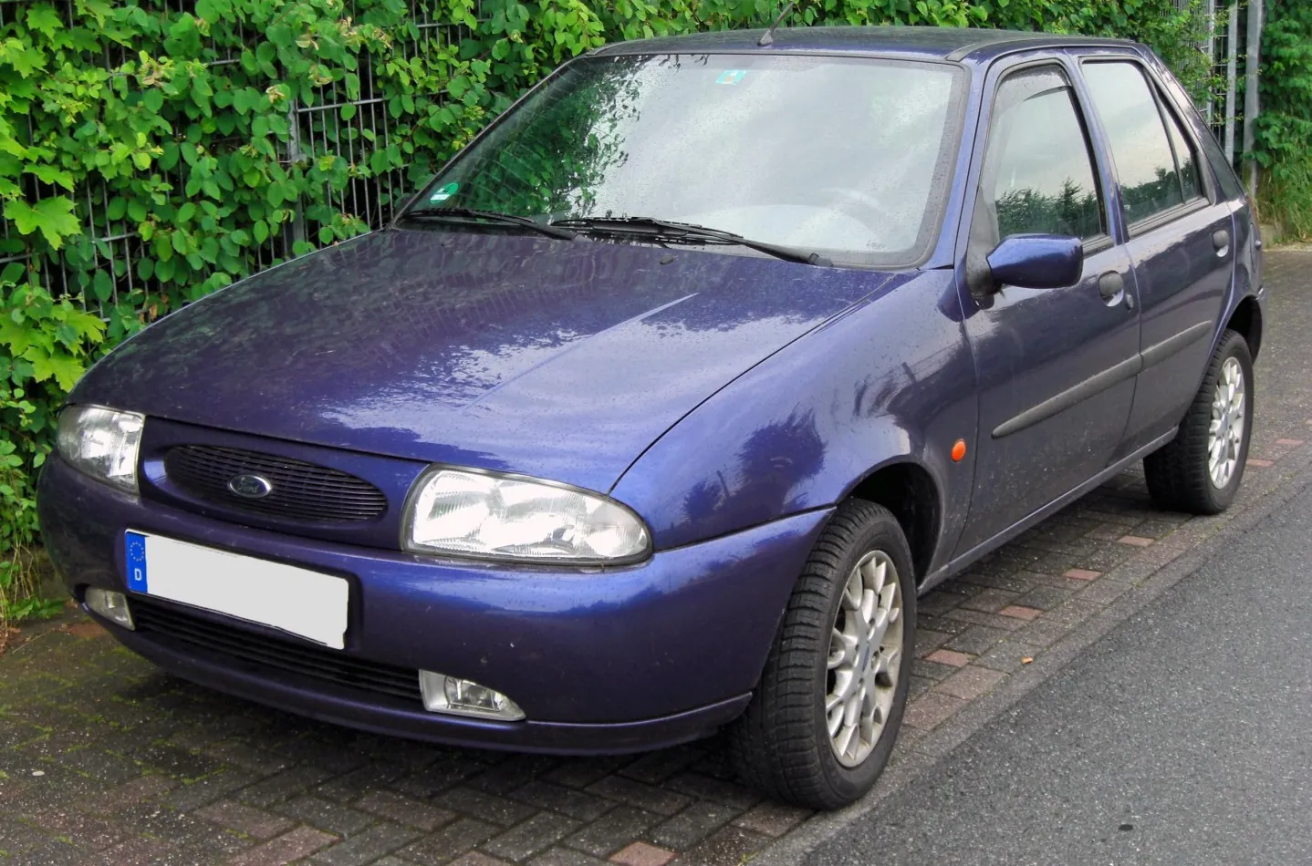 Ford Fiesta IV (Mk4) 5 door