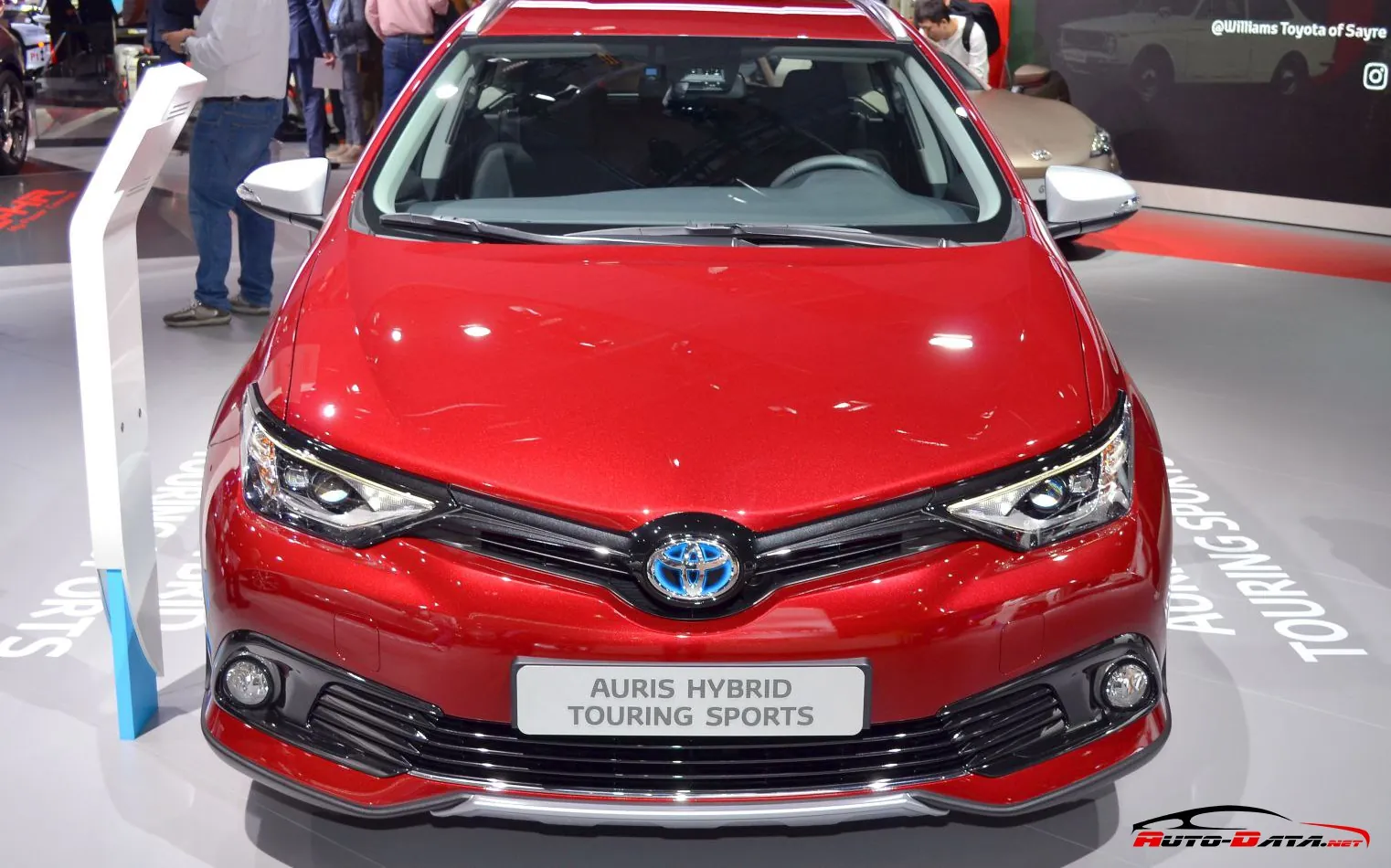 Toyota Auris II Touring Sports (facelift 2015)