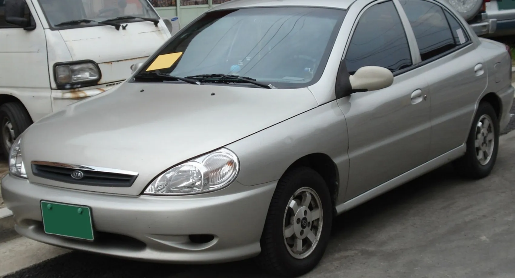 Kia Rio I Sedan (DC)