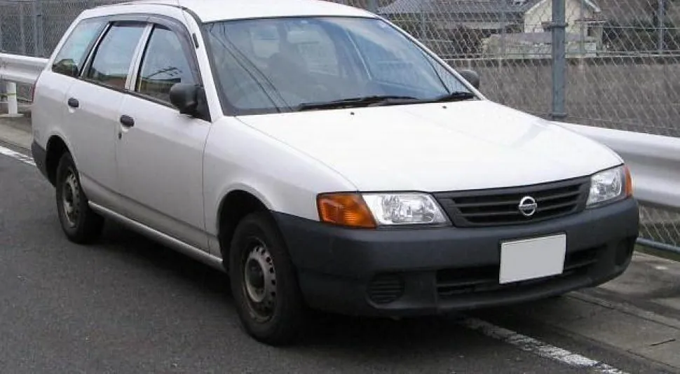 Nissan AD Y11