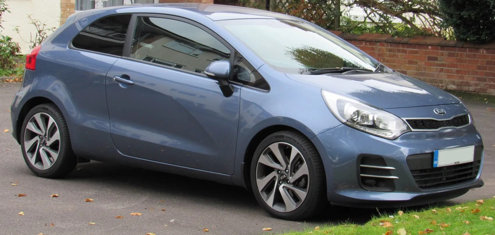 Kia Rio III Hatchback (UB, facelift 2015) 3 door