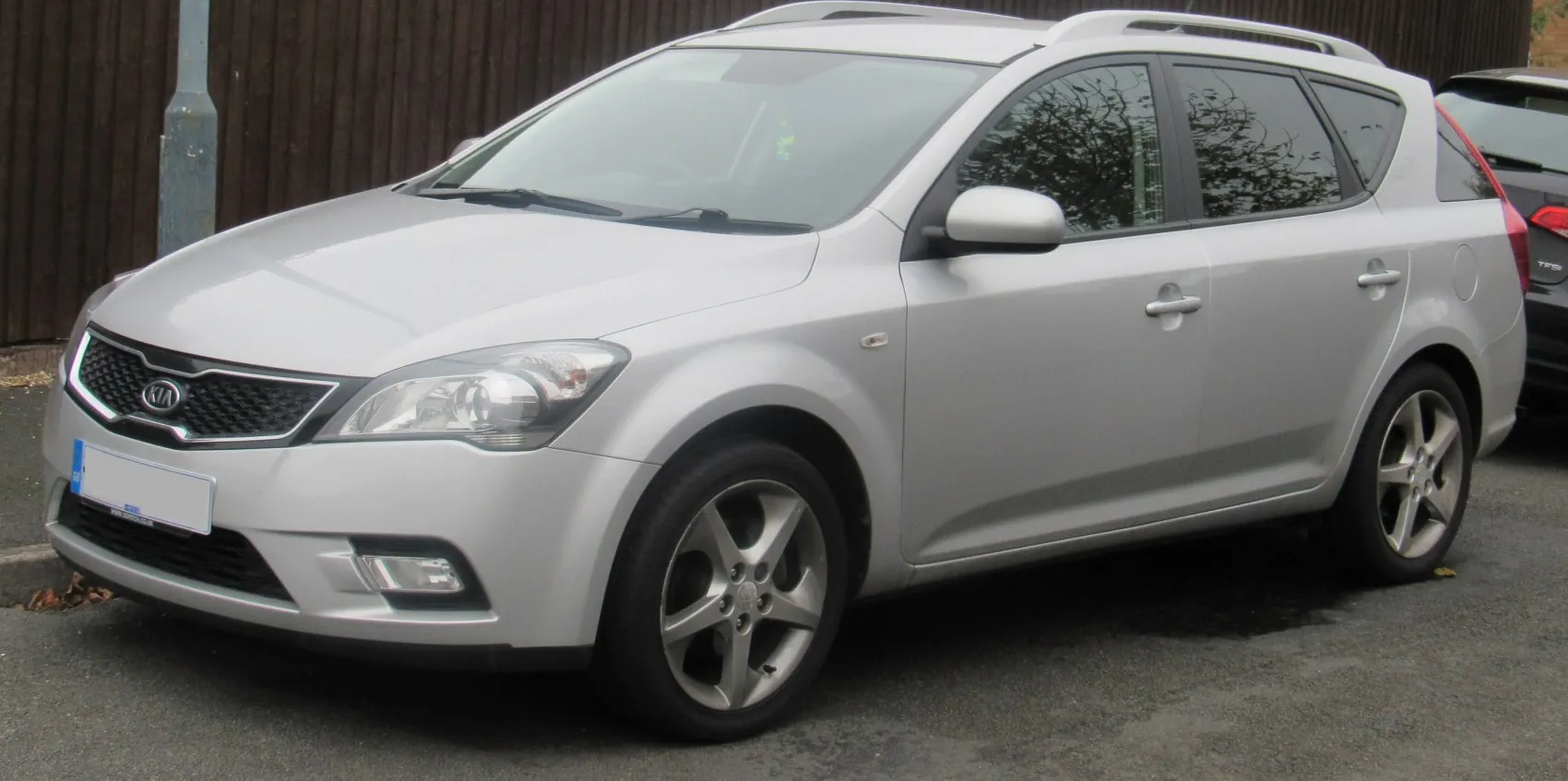 Kia Cee'd SW I (facelift 2009)