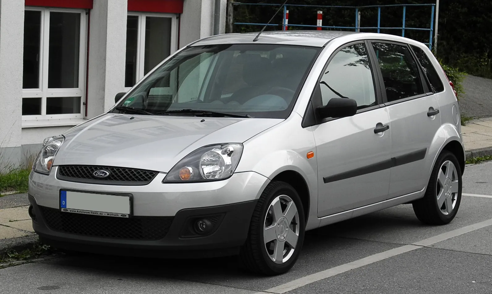 Ford Fiesta VI (Mk6, facelift 2005) 5 door