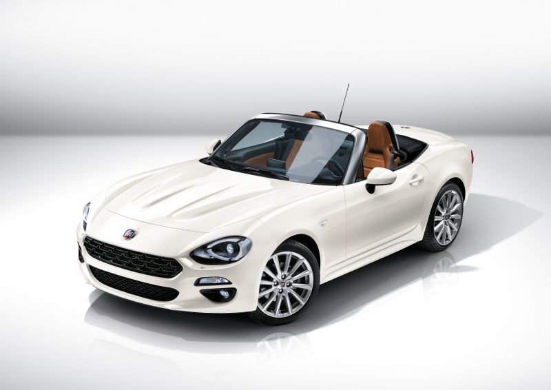 Fiat 124 Spider (2016)