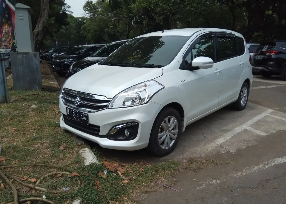 Suzuki Ertiga I (facelift 2015)