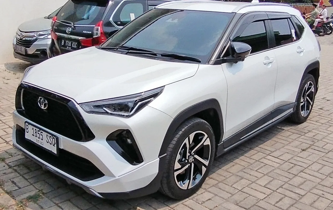 Toyota Yaris Cross (AC200)