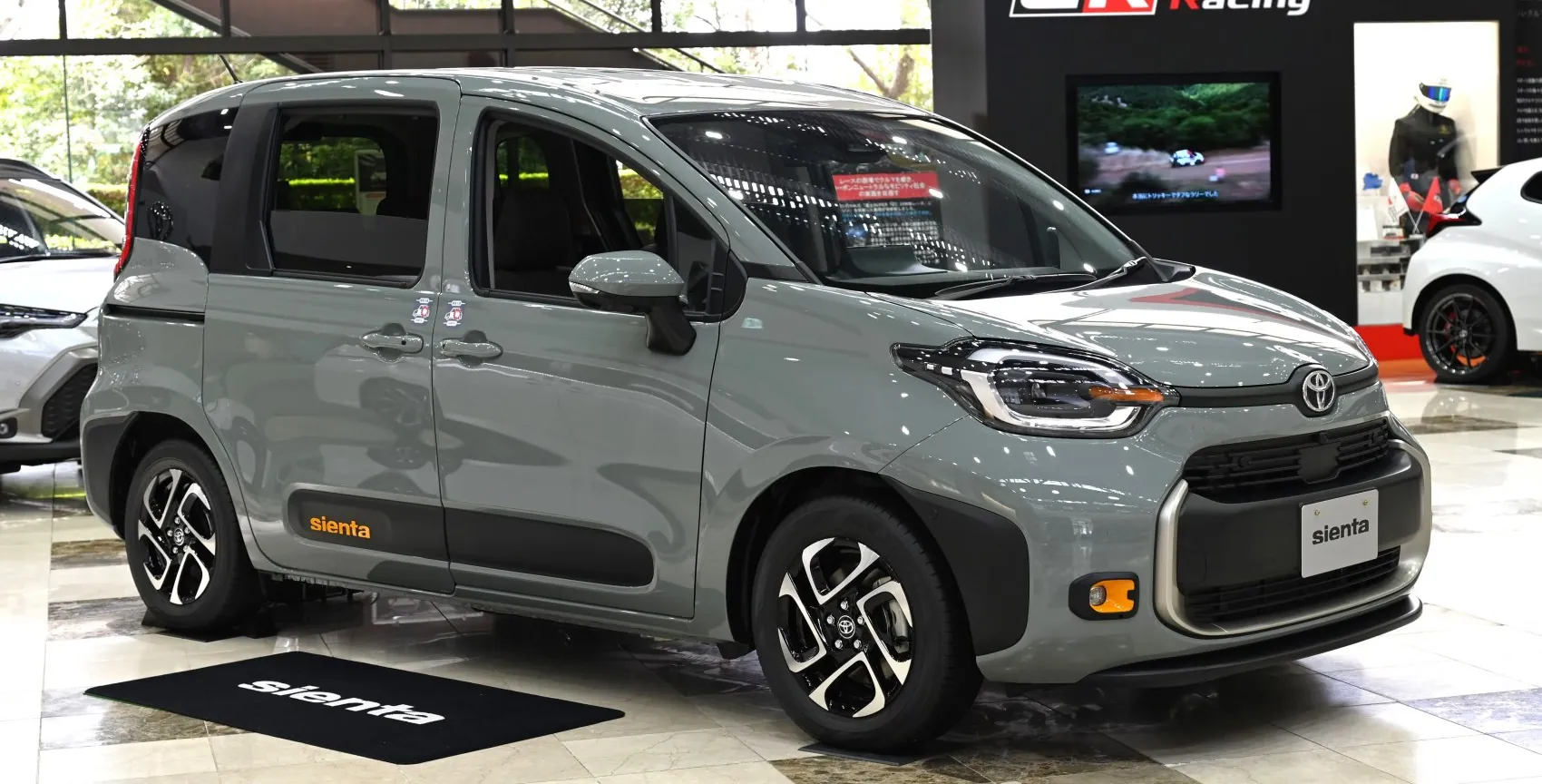 Toyota Sienta III