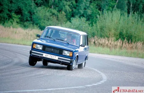 Lada 21047