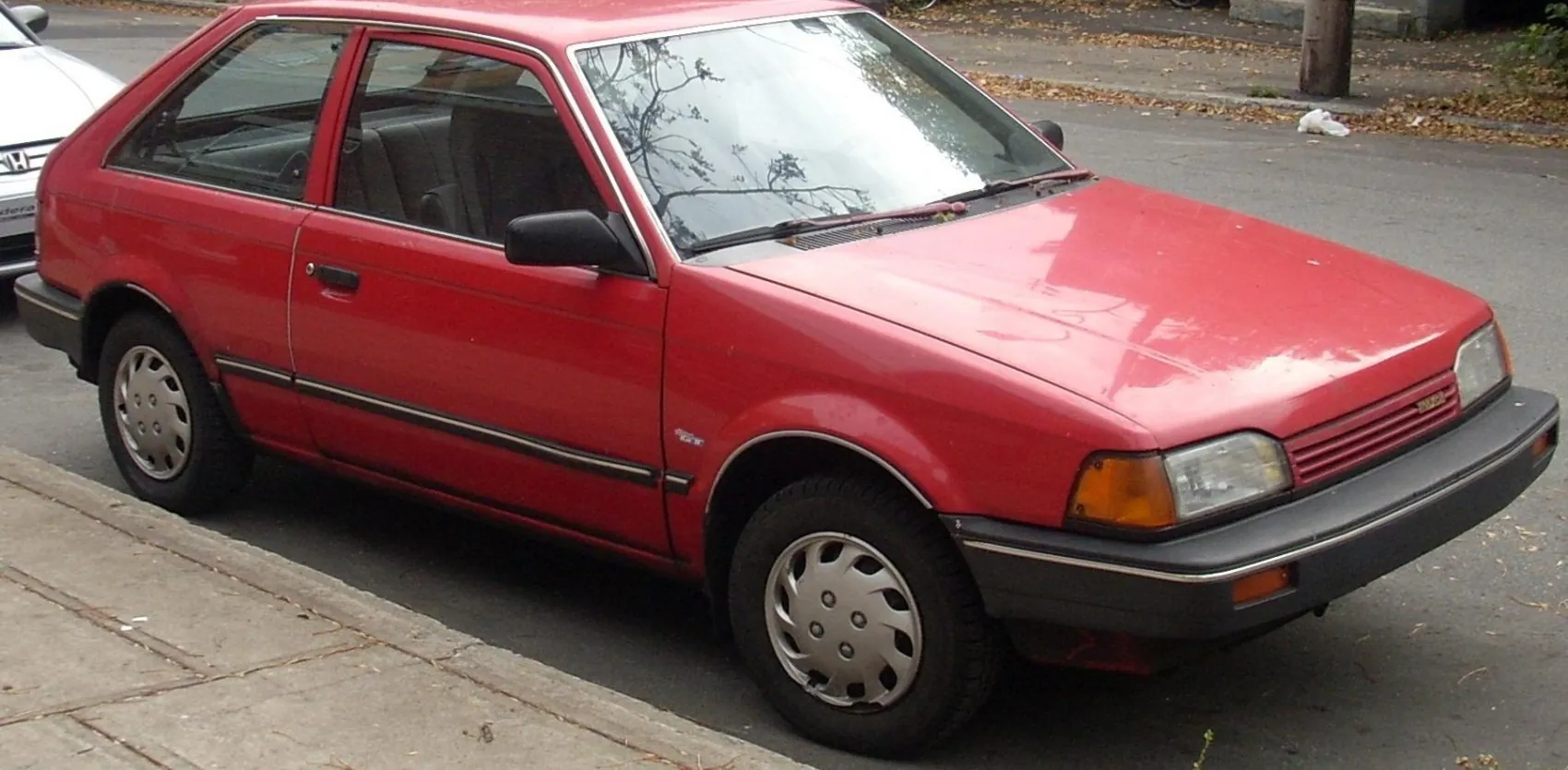 Mazda 323 III Hatchback (BF)