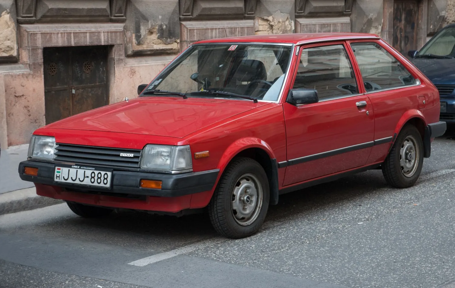 Mazda 323 II Hatchback (BD)