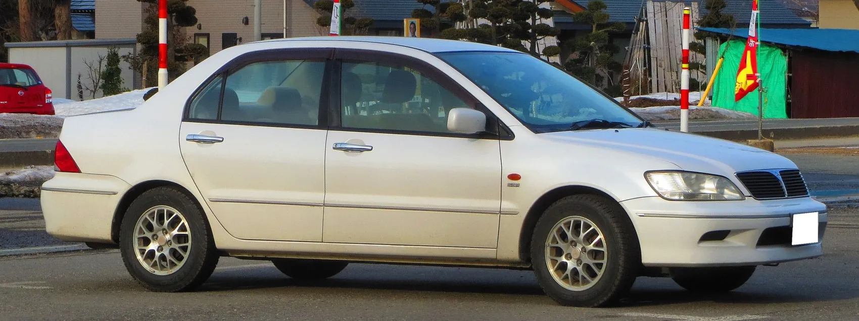 Mitsubishi Lancer Cedia