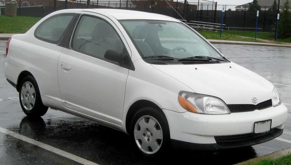 Toyota Echo Coupe