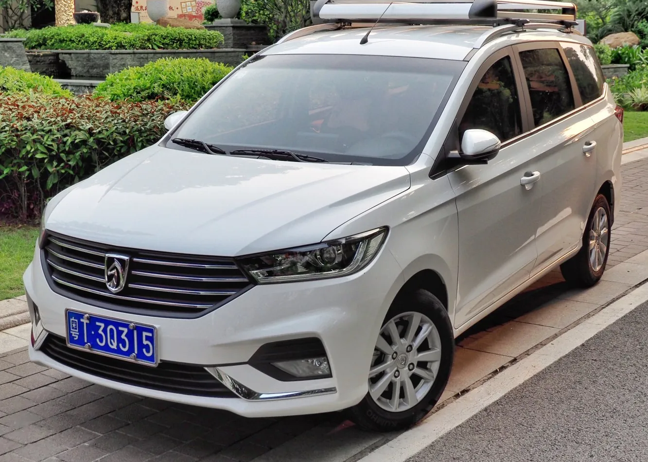 Baojun 360