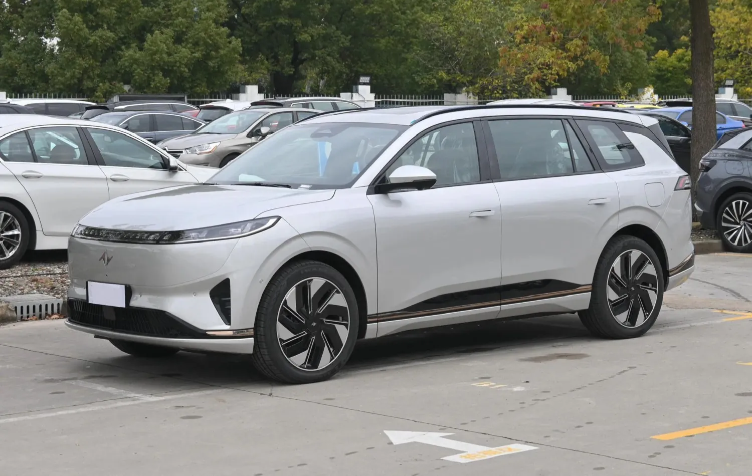 DongFeng e pi 008
