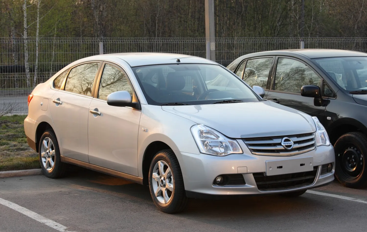 Nissan Almera (G11)