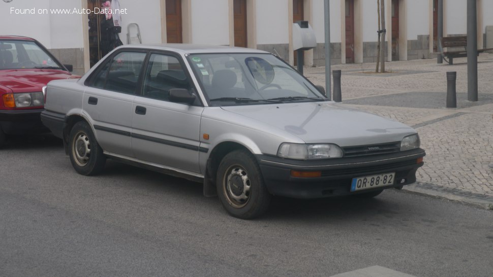 Toyota Corolla VI (E90)