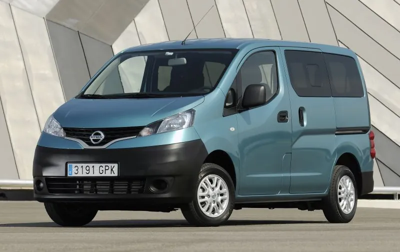 Nissan NV200 Combi