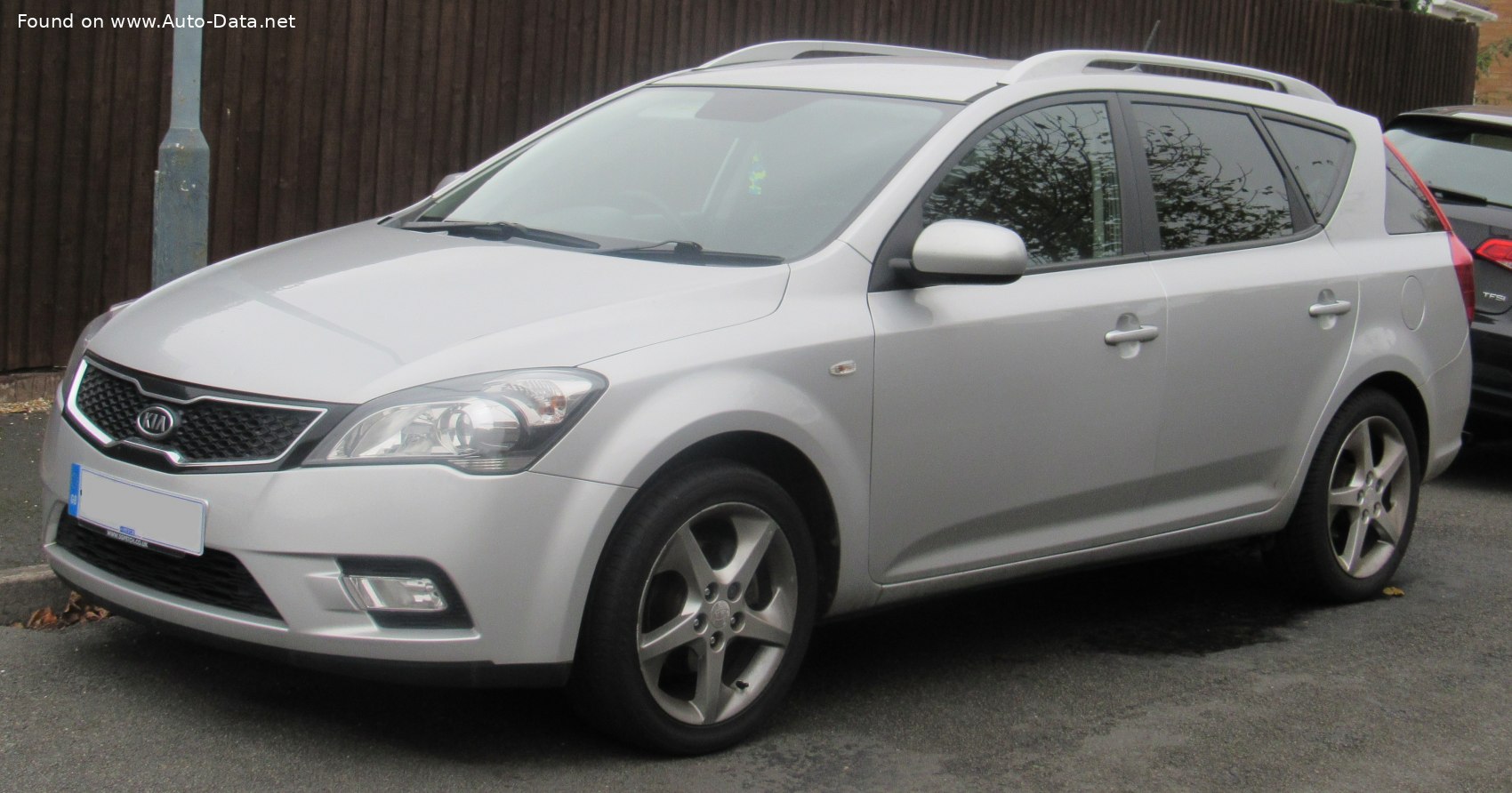 Kia Cee'd SW I (facelift 2009)