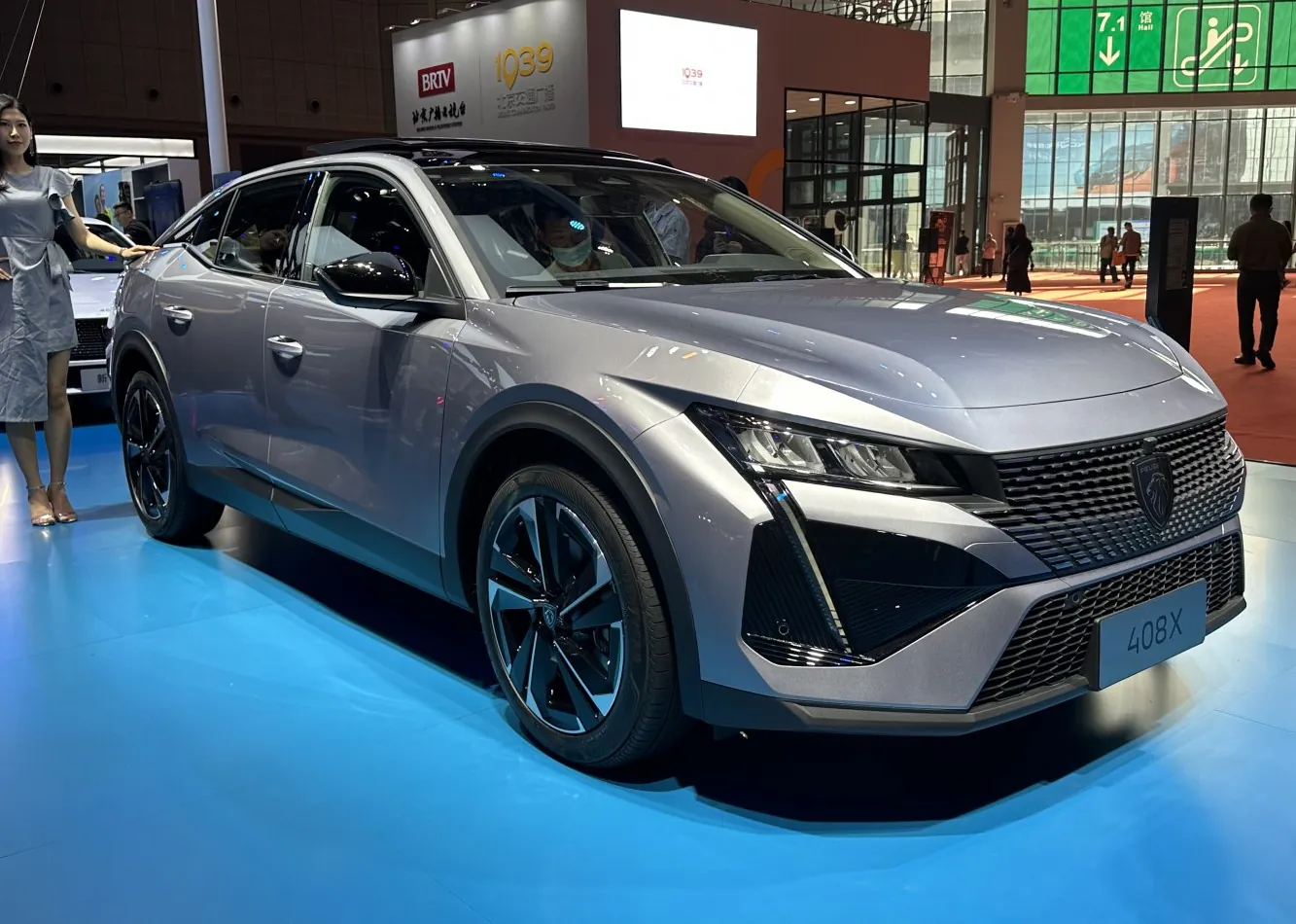 Peugeot 408 X (crossover)