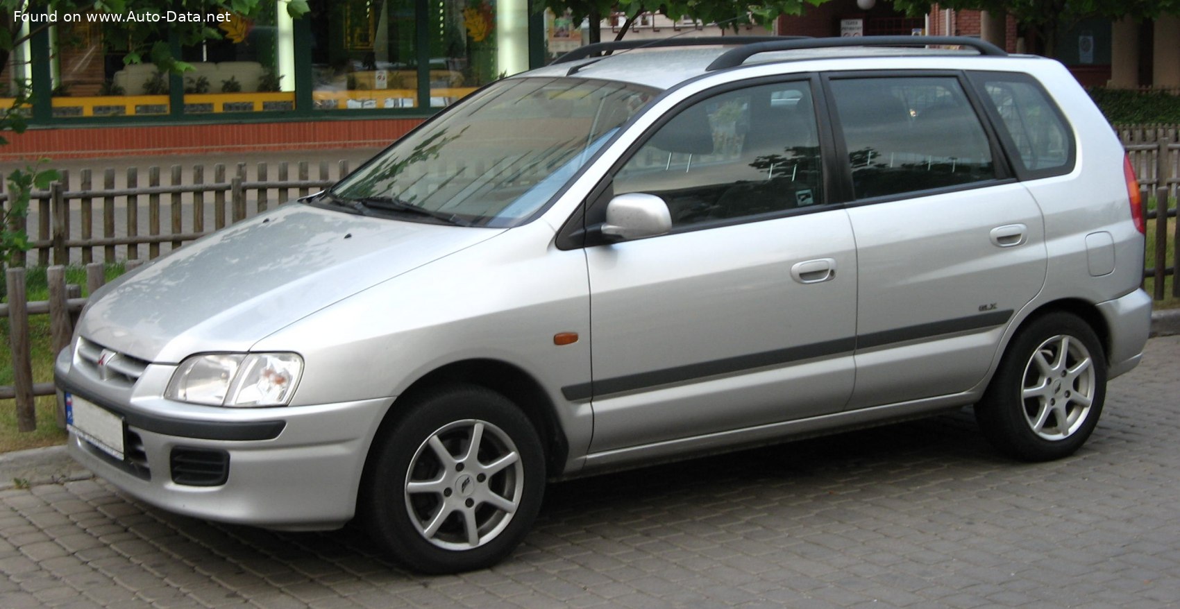 Mitsubishi Space Star (DG0)