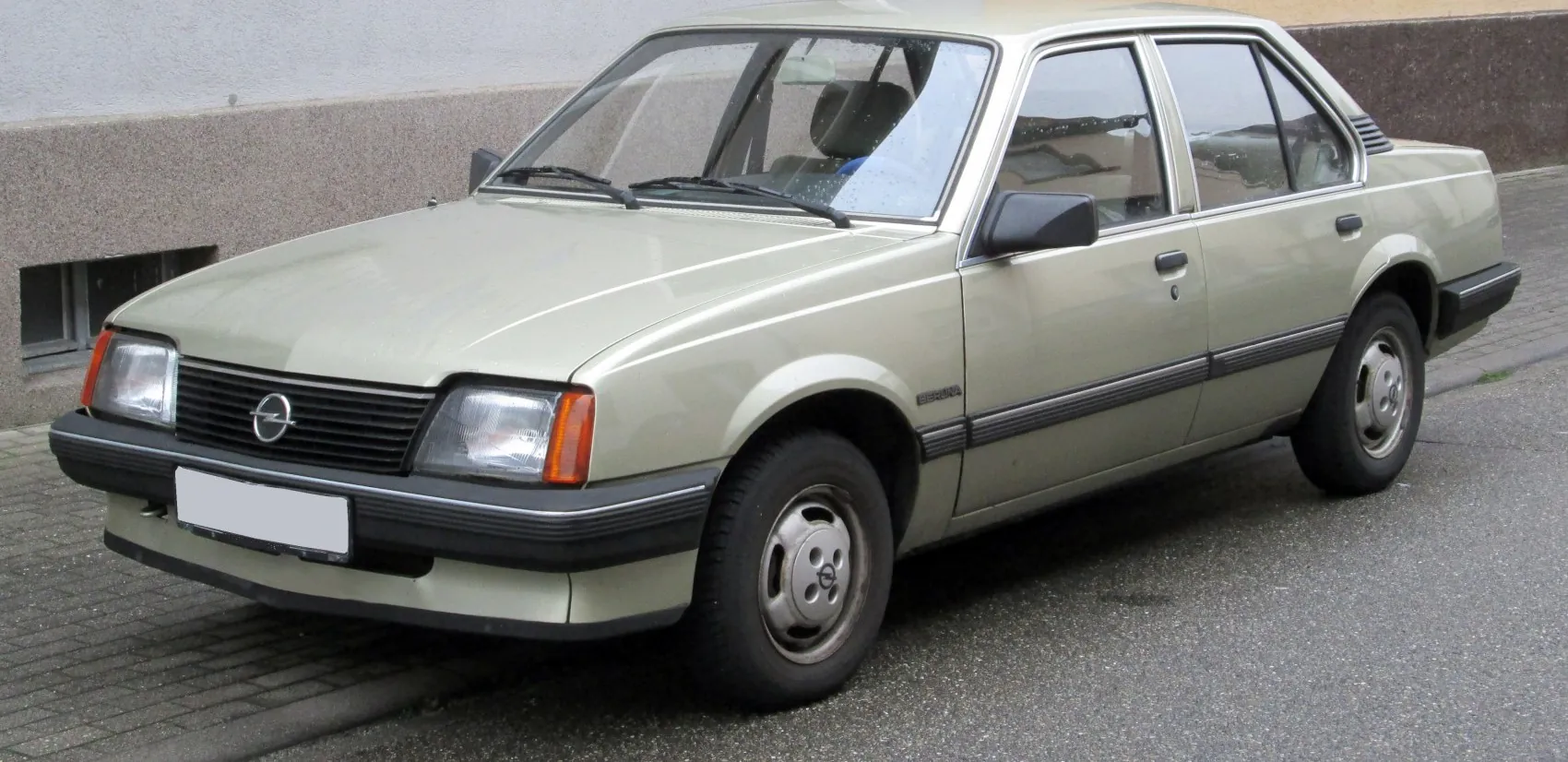Opel Ascona C