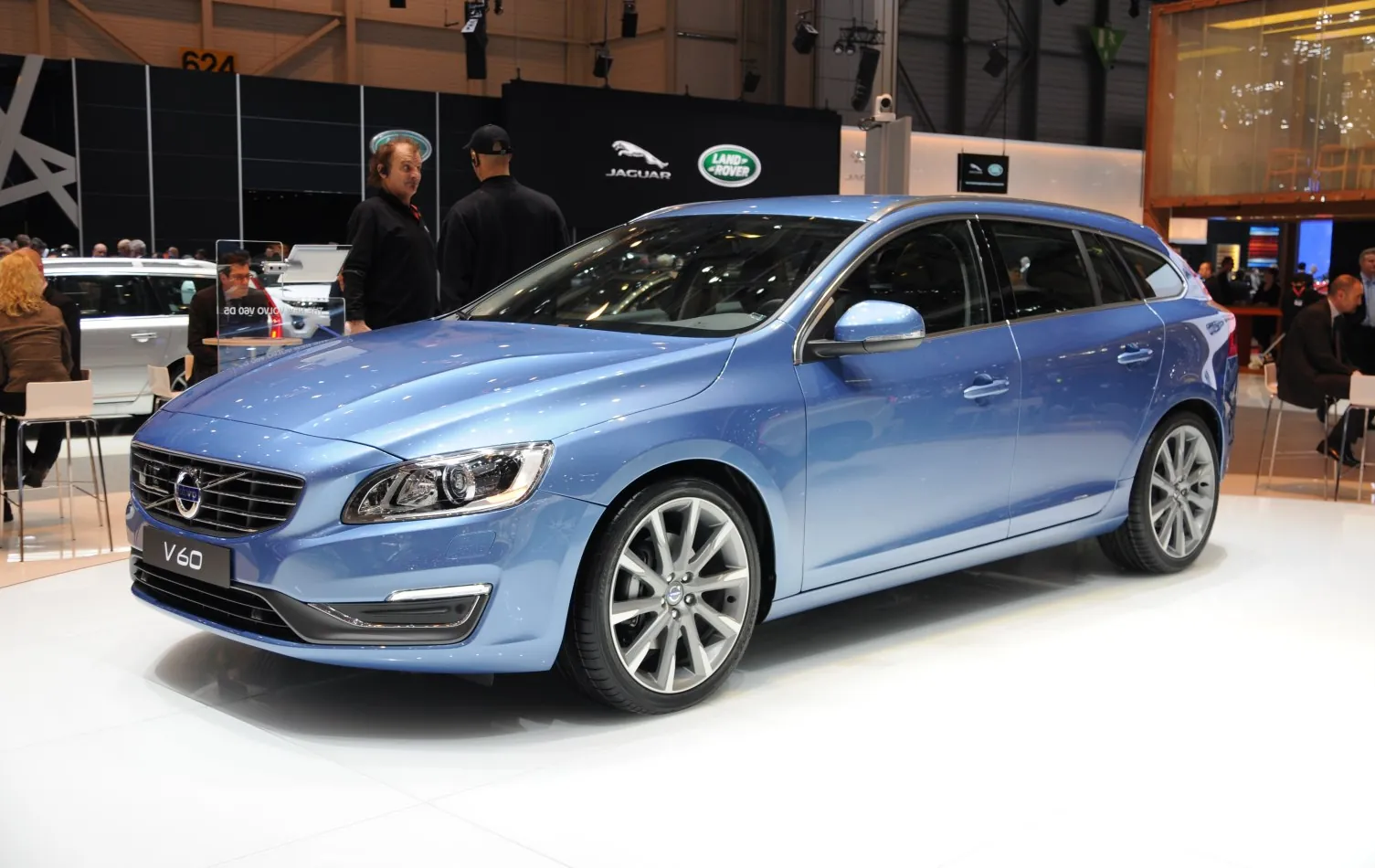 Volvo V60 I (2013 facelift)