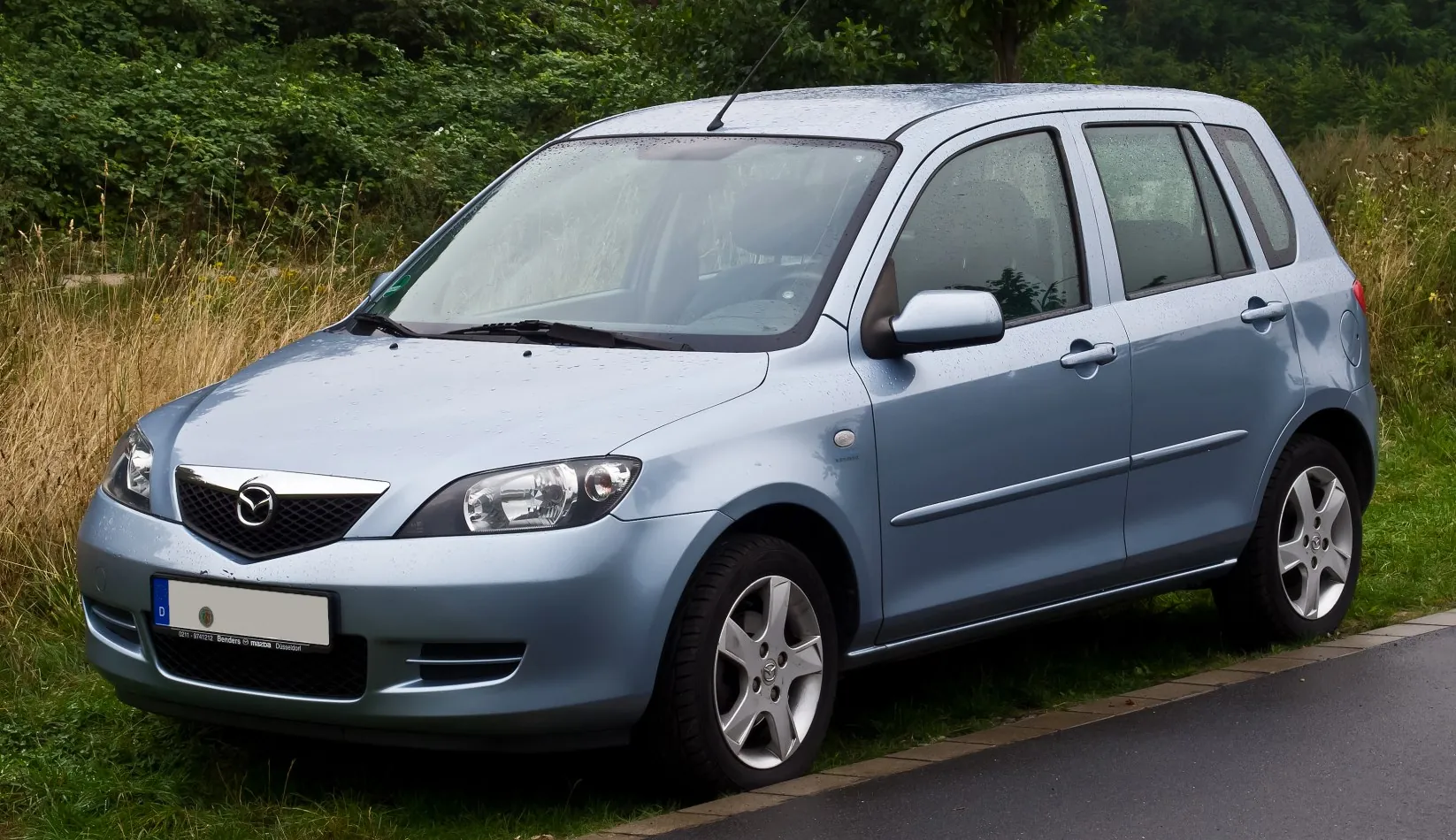 Mazda 2 I (DY)