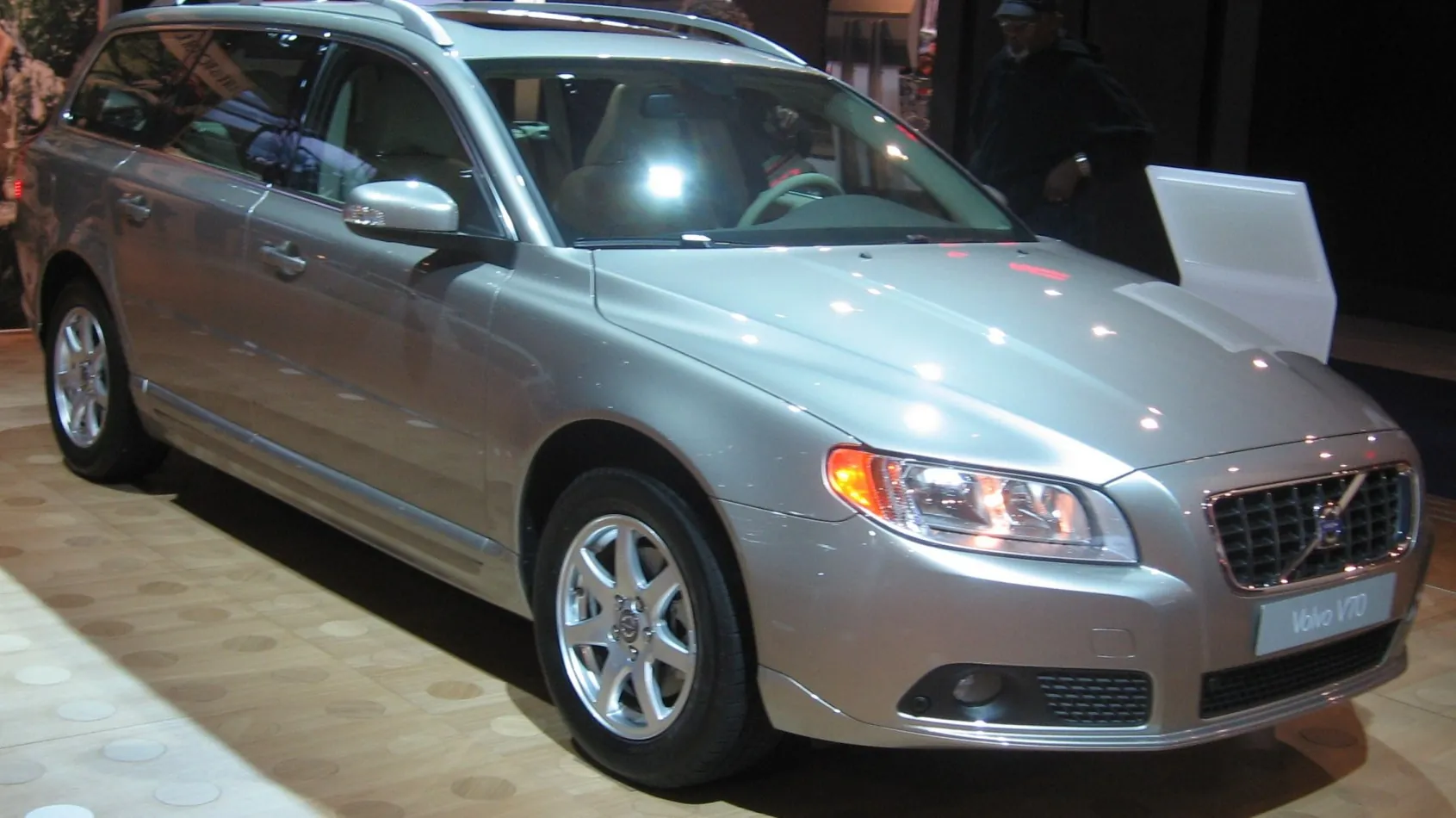 Volvo V70 III