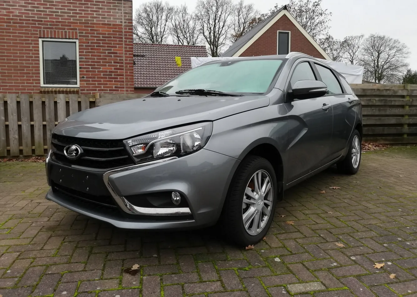 Lada Vesta SW