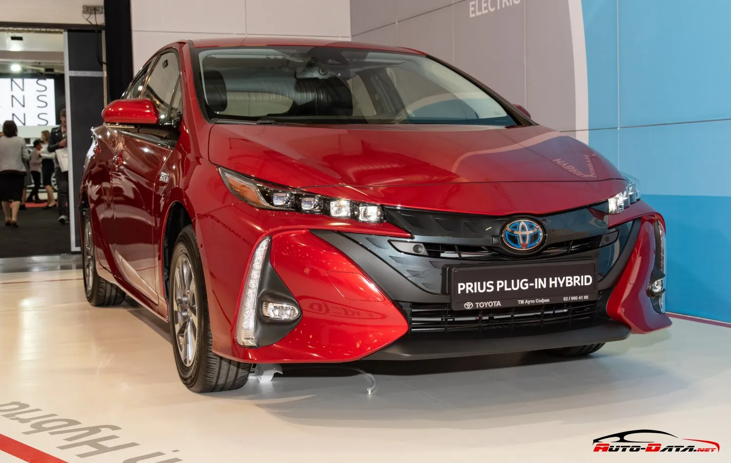 Toyota Prius IV (XW50)