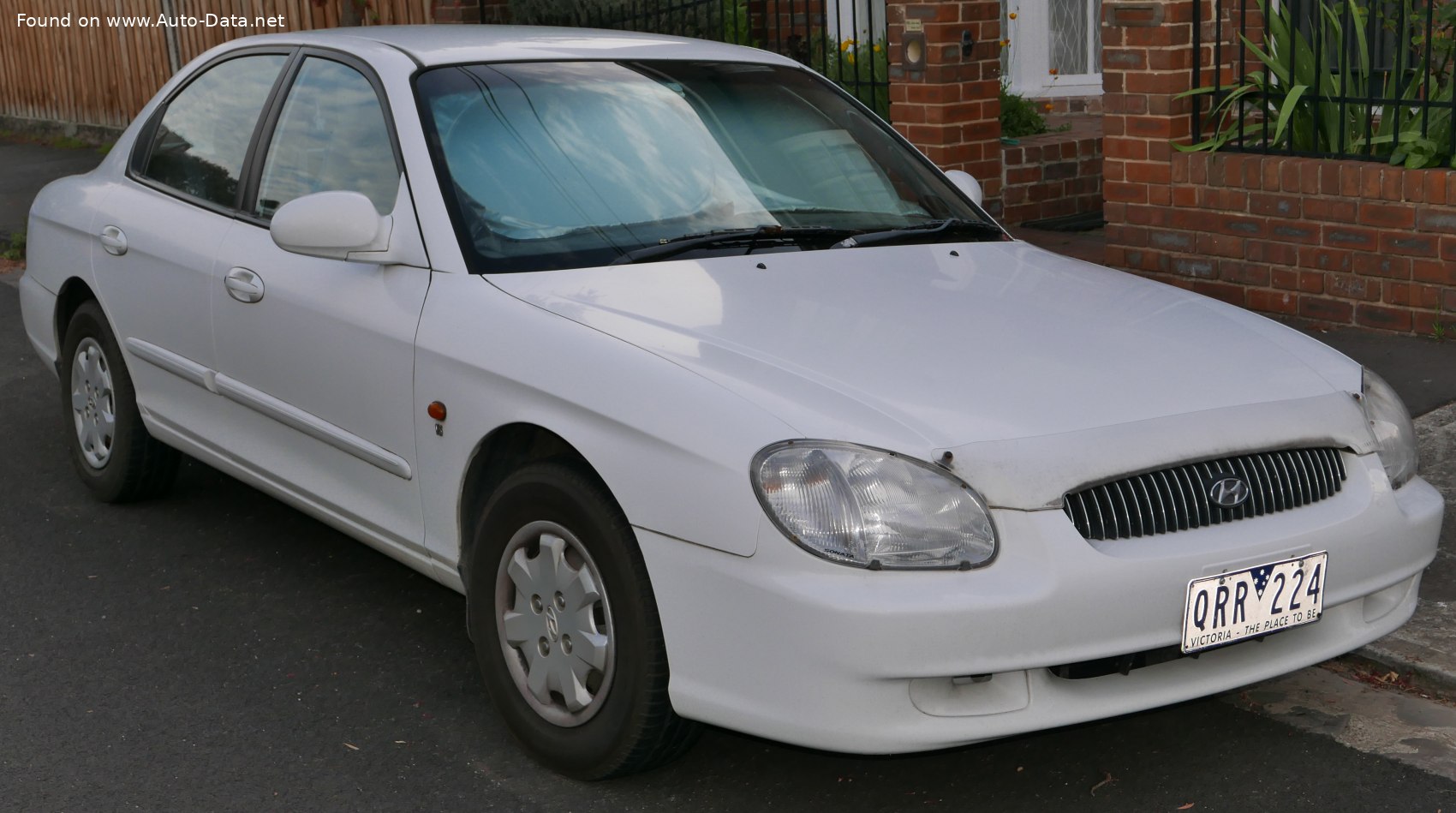 Hyundai Sonata IV (EF)
