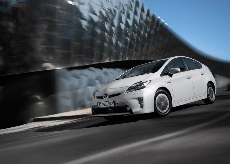 Toyota Prius III (ZVW30)