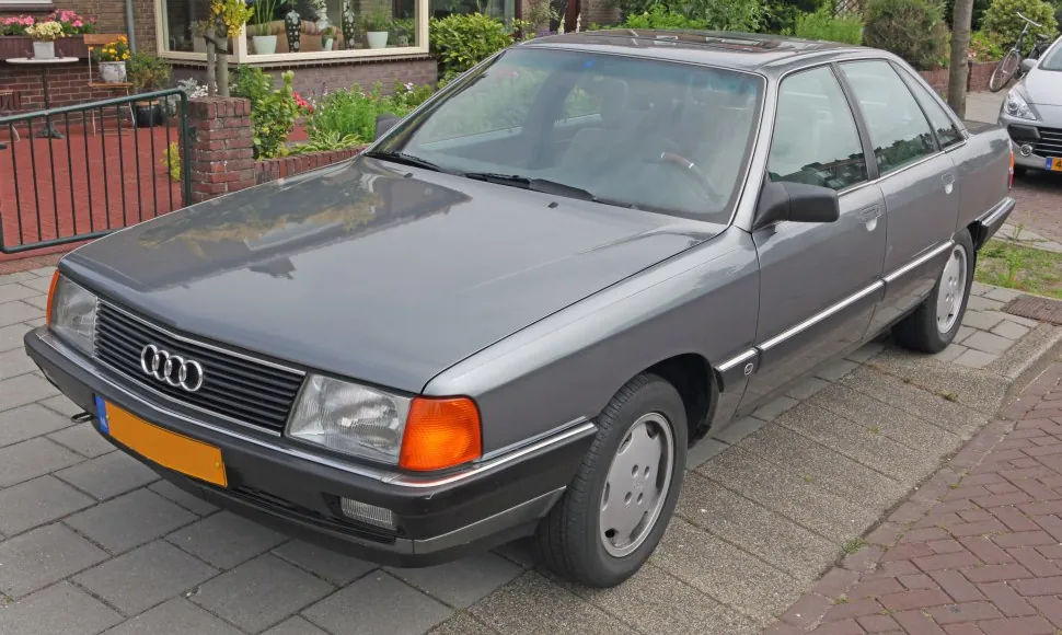 Audi 100 (C3, Typ 44,44Q, facelift 1988)